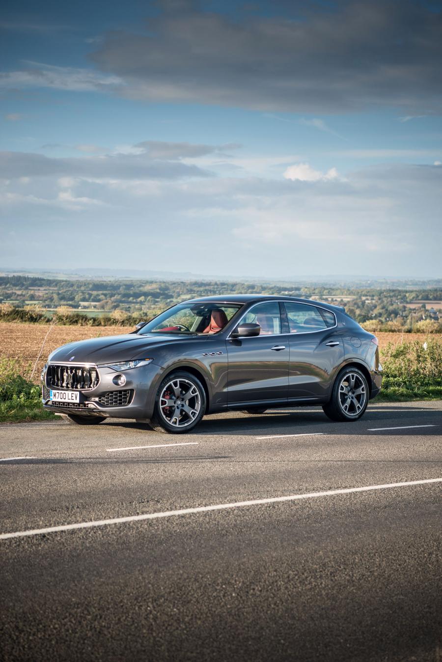  Maserati Levante 2016 года  (UK) (фото 10 из 32)